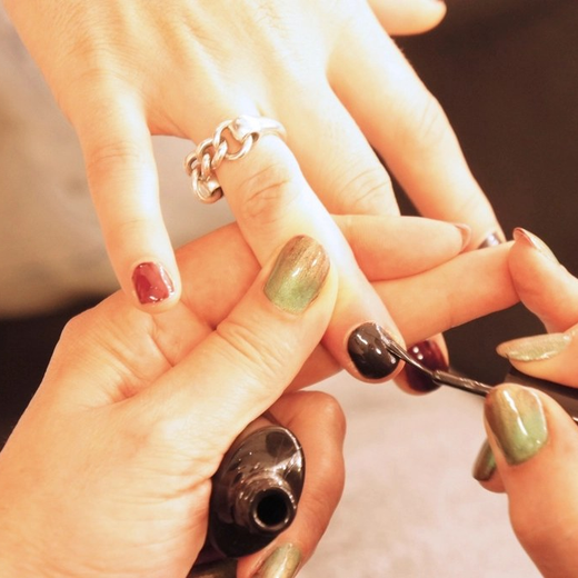NUPERA  HAND MANICURE 